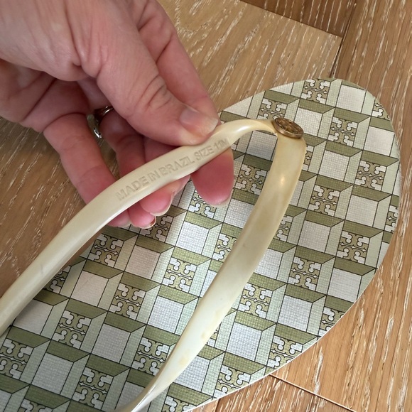 Tory Burch flip flops - Picture 7 of 9